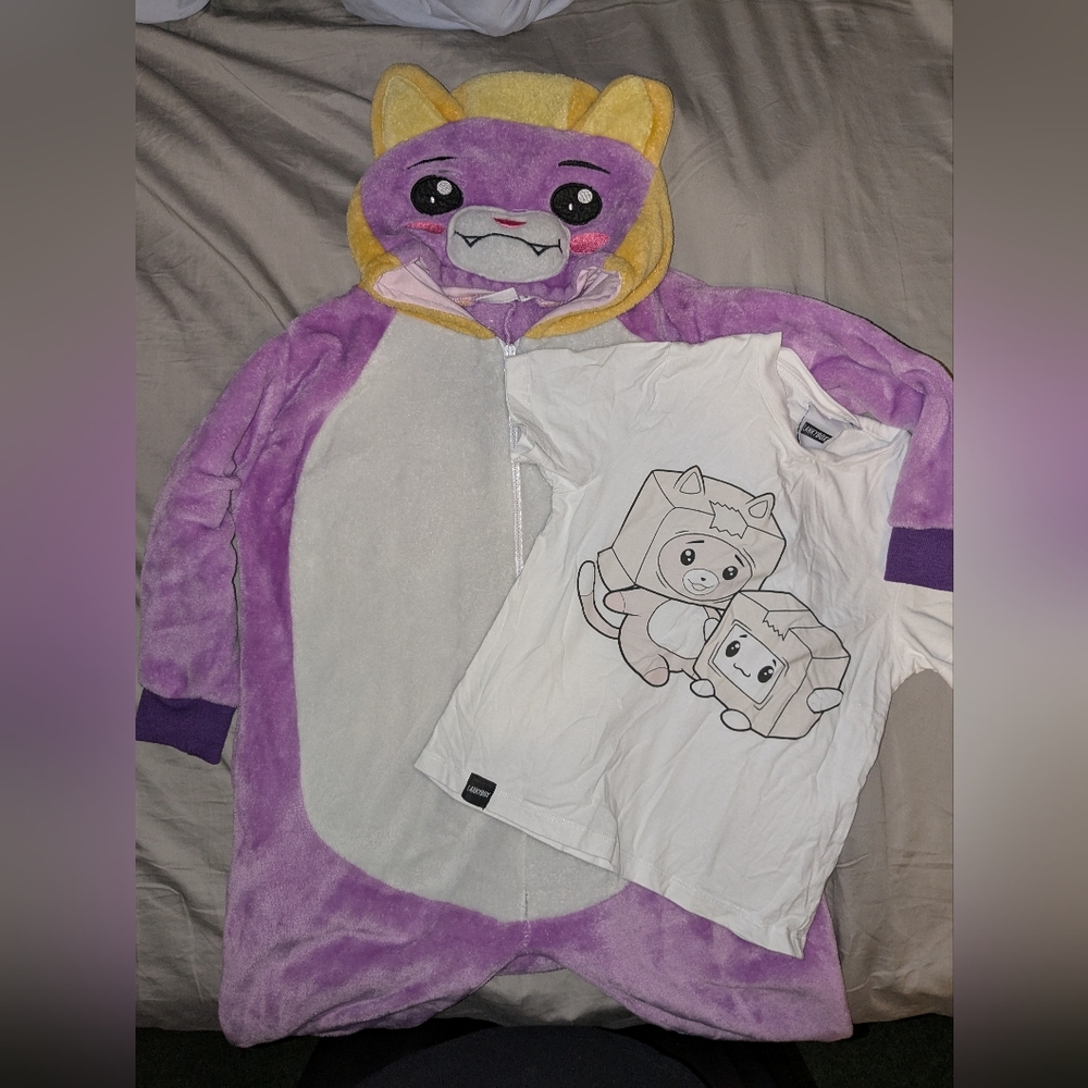LankyBox Onesie And Color Changing Shirt